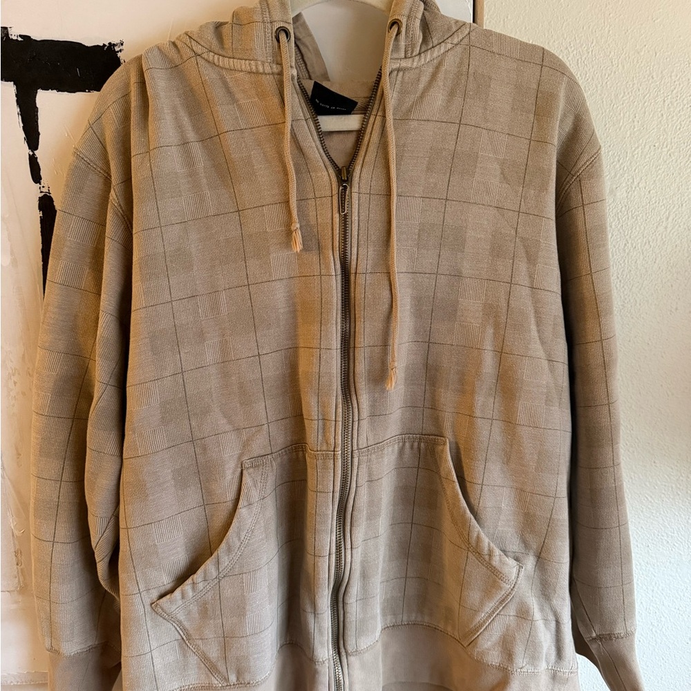 Foot Locker Beige Zip-Up Hoodie - Neutral Grid Texture